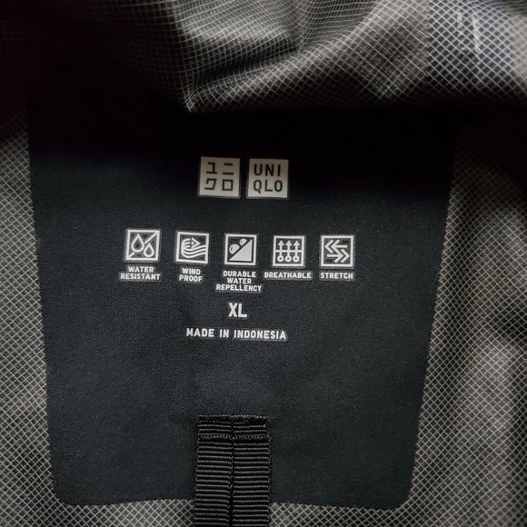 Uniqlo Rain Coat Womens XL Hooded Block Tech Hooded Full Zip Stretch - Picture 4 of 4